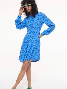 Blue Floral Long Sleeve Knee length dress